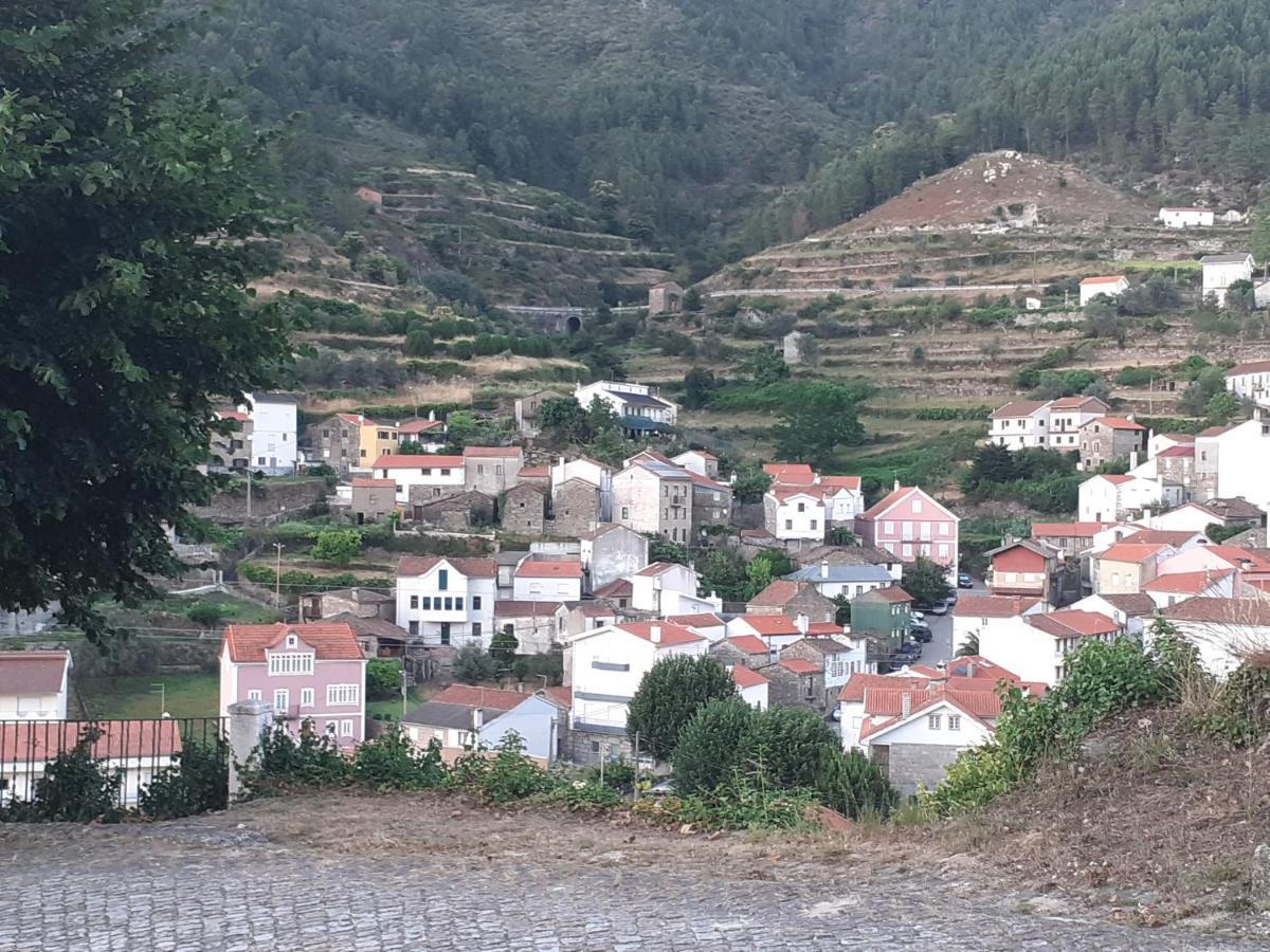 Vila Casa Encantada - Alvoco Da Serra Exteriér fotografie