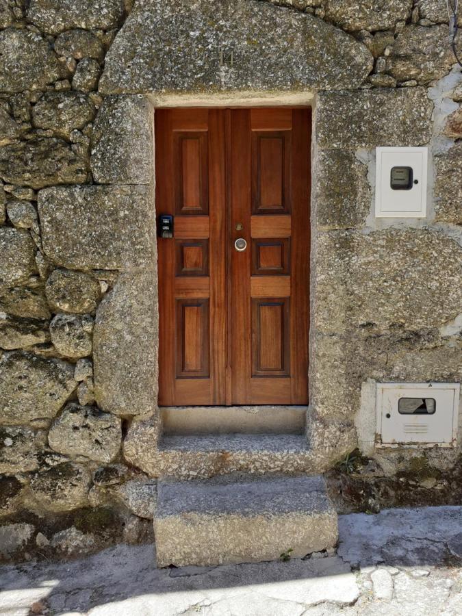 Vila Casa Encantada - Alvoco Da Serra Exteriér fotografie